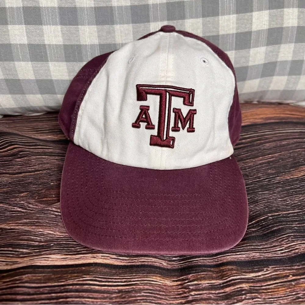 Texas A & M Aggies Hat Ball Cap Fitted Adult Size Medium Maroon Football